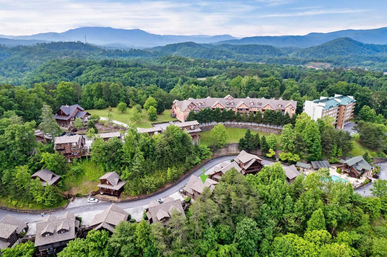 2 Miles From Dollywood Family Resort With Seasonal Outdoor Swimming Pool, Year Around Heated Indoor Swimming Pool, Townhome Style Cabin, Private Hot Tub, Arcade, Tv, Wifi, Kitchen With Refrigerator, Washer And Dryer Пиджен Фордж Екстериор снимка